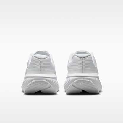 Nike Downshifter 14 Straßenlaufschuh (Damen) – Weiß/Weiß
