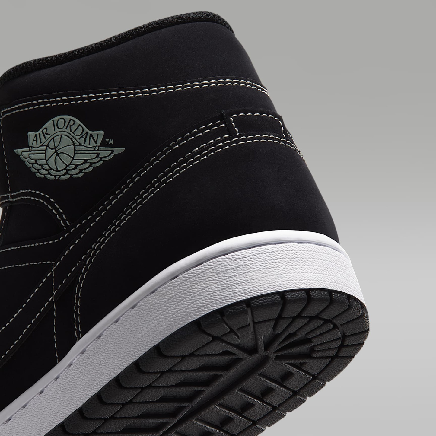 Air Jordan 1 Mid Herrenschuh – Schwarz/Schwarz/Pistachio Frost