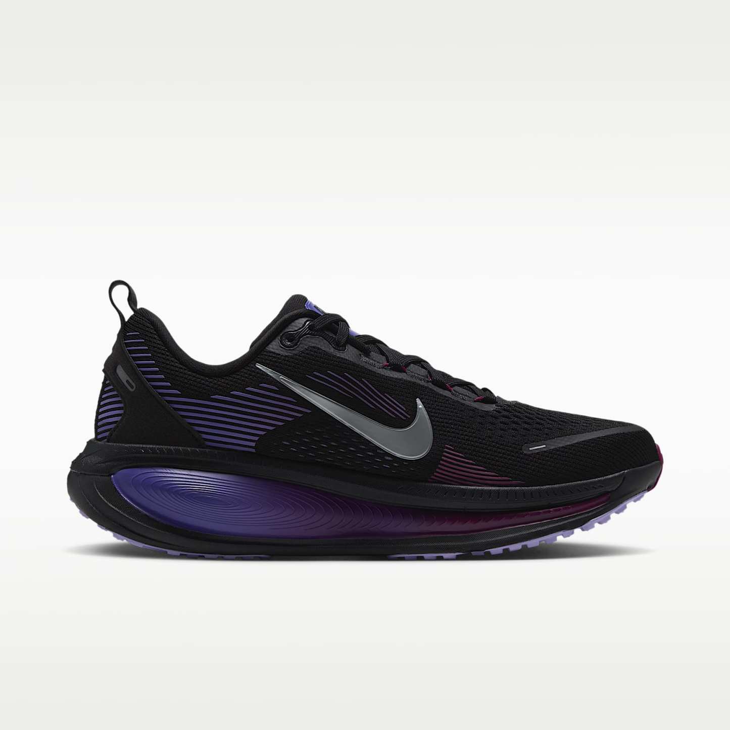 Nike Vomero 18 Straßenlaufschuh (Damen) – Schwarz/Persian Violet/True Berry/Metallic Silver