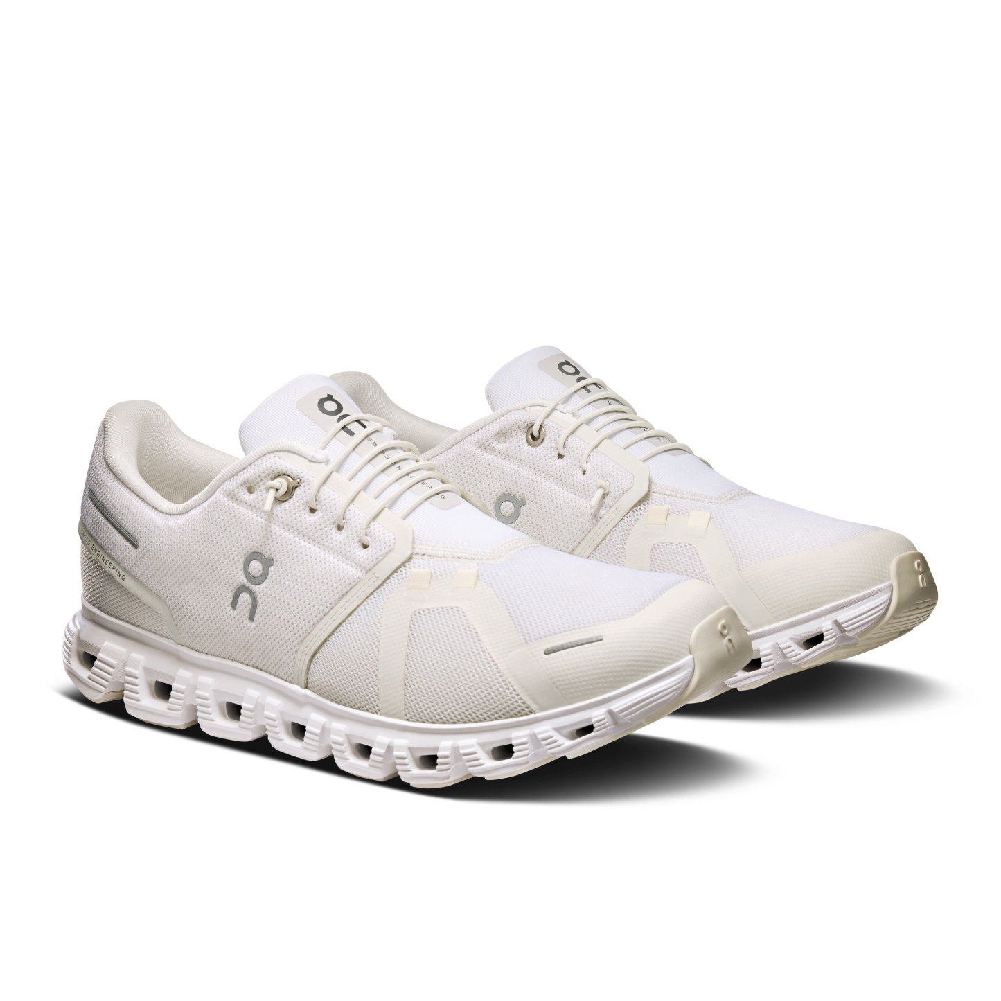 Cloud 6 für ihn – White | White