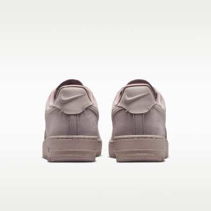 Nike Air Force 1 Retro Premium Damenschuhe – Pumice/Moon Particle