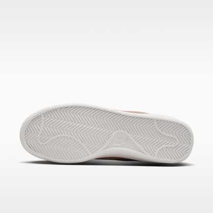Nike Tennis Classic Damenschuh – British Khaki/Sail/British Khaki
