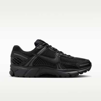 Nike Zoom Vomero 5 Schuh (Herren) – Schwarz/Schwarz