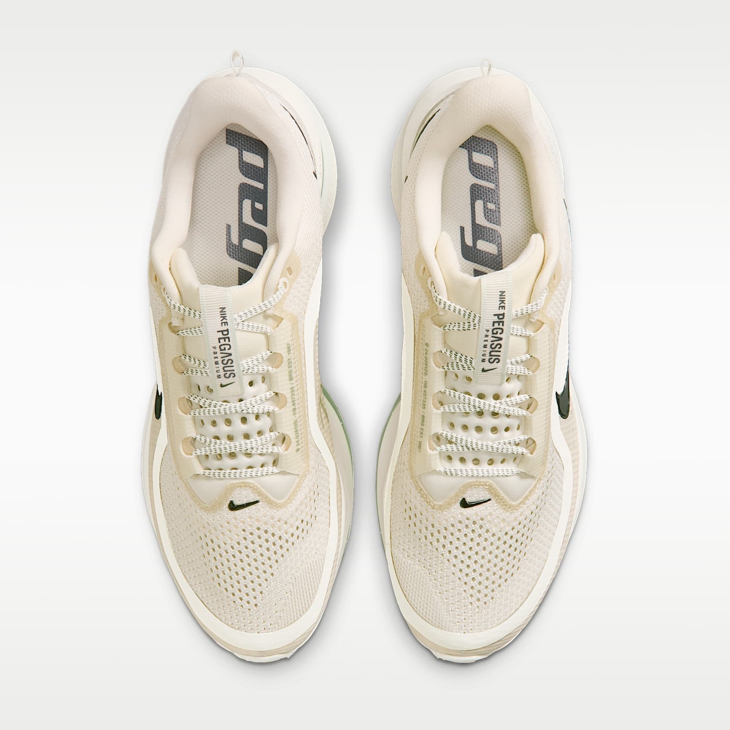 Nike Pegasus Premium Straßenlaufschuh (Herren) – Pale Ivory/Jade Horizon/Spruce Aura/Black Spruce