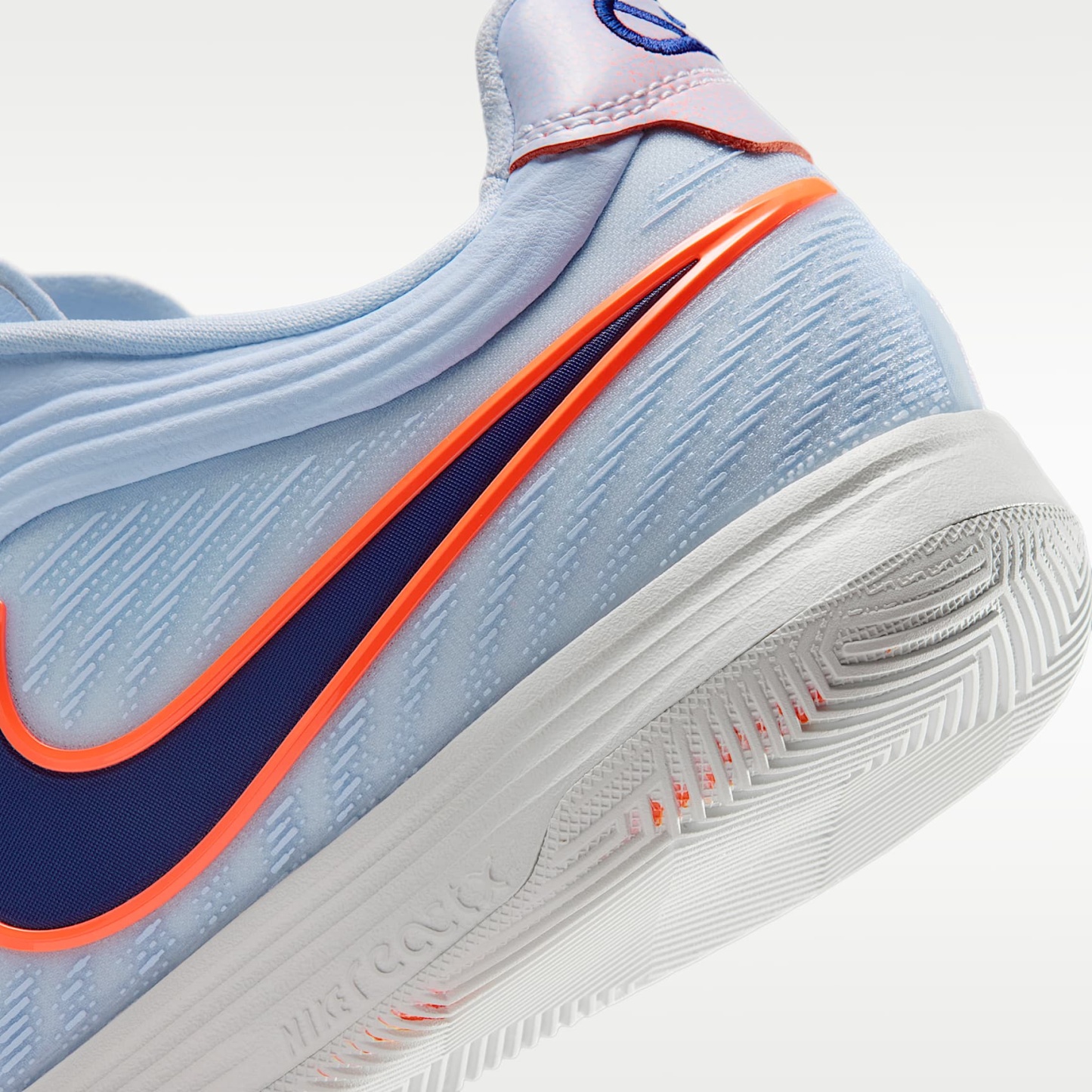 Nike Tiempo Reactgato Low Top Fußballschuh für Hallen- und Hartplätze – Hydrogen Blue/Coconut Milk