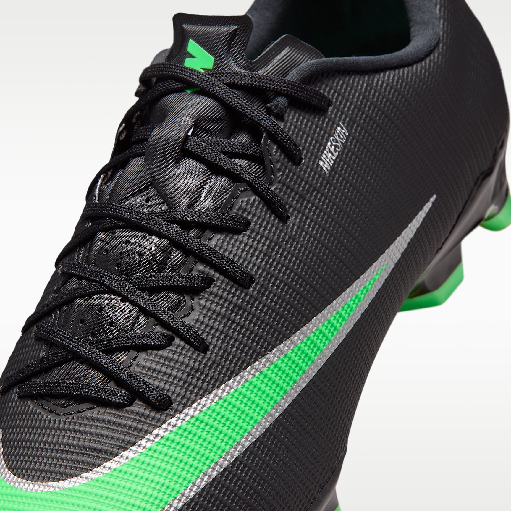 Nike Mercurial Vapor 17 Academy Low-Top-Fußballschuh für verschiedene Böden – Schwarz/Schwarz/Illusion Green