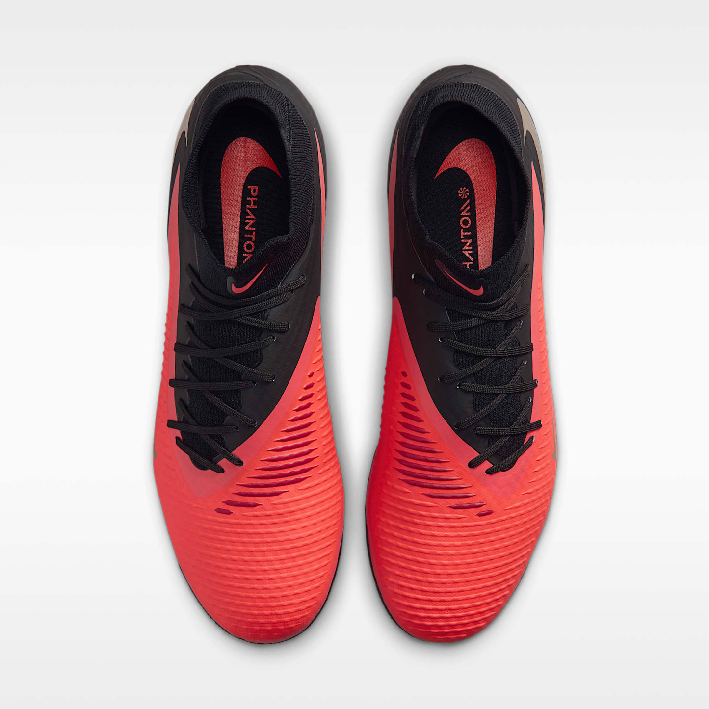 Nike Phantom 6 High Academy Fußballschuh für Kunstrasen – Bright Crimson/Schwarz/Blur