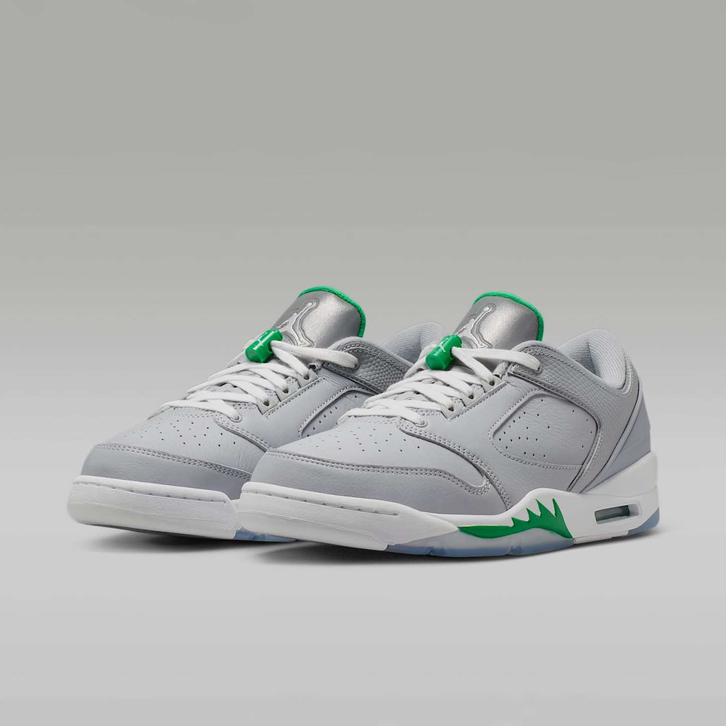 Jordan Sixty Plus Low Herrenschuh – Wolf Grey/Lucky Green/Weiß