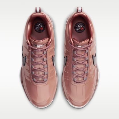 Book 2 x Chevy Basketballschuh – Metallic Red Bronze/Sail/Metallic Silver/Schwarz