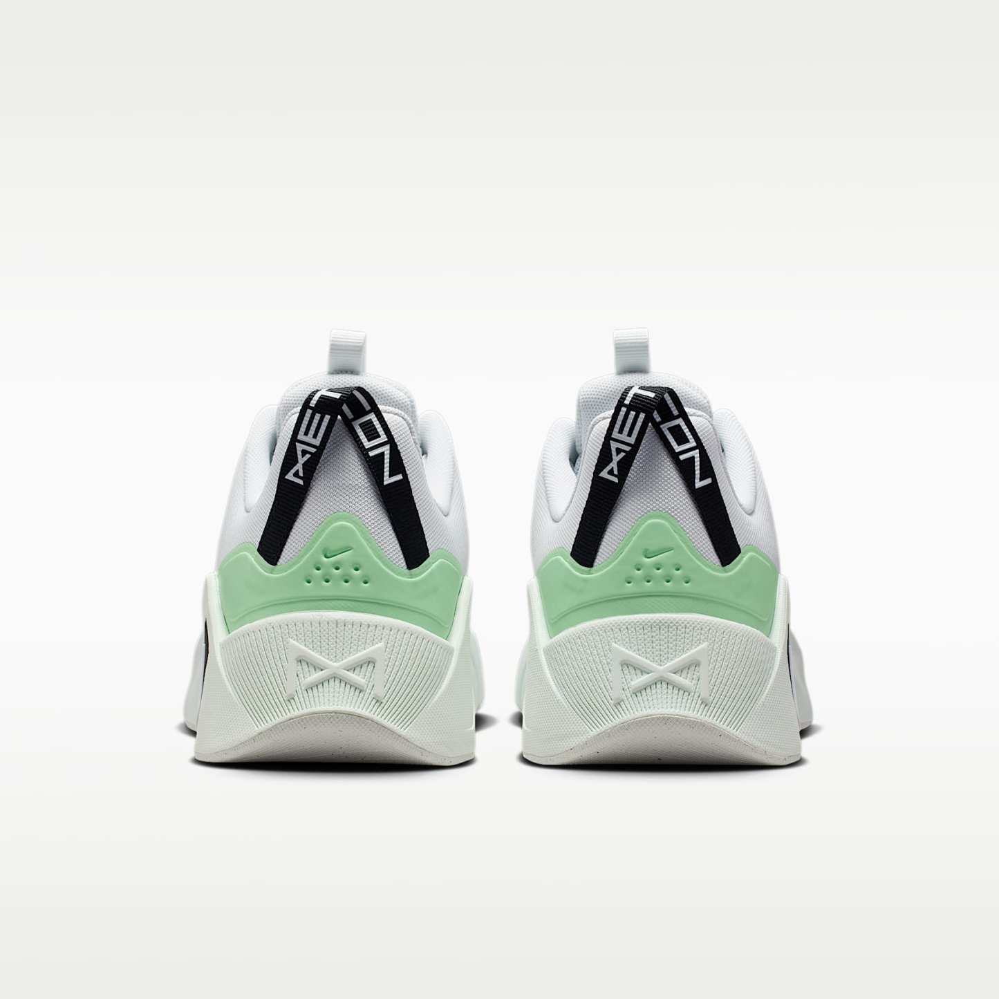 Nike Free Metcon 7 Trainingsschuhe (Damen) – Off White/Cucumber Calm/Barely Green/Weiß