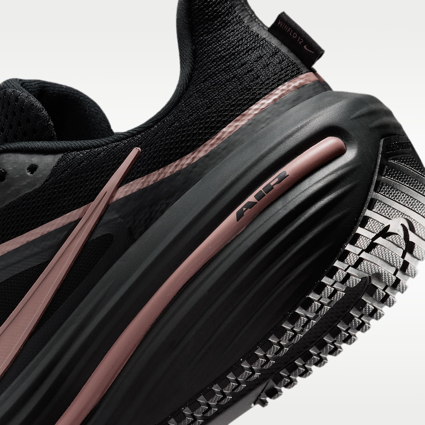 Nike Winflo 12 Straßenlaufschuh (Damen) – Schwarz/Off Noir/Rose Gold/Metallic Rose Gold