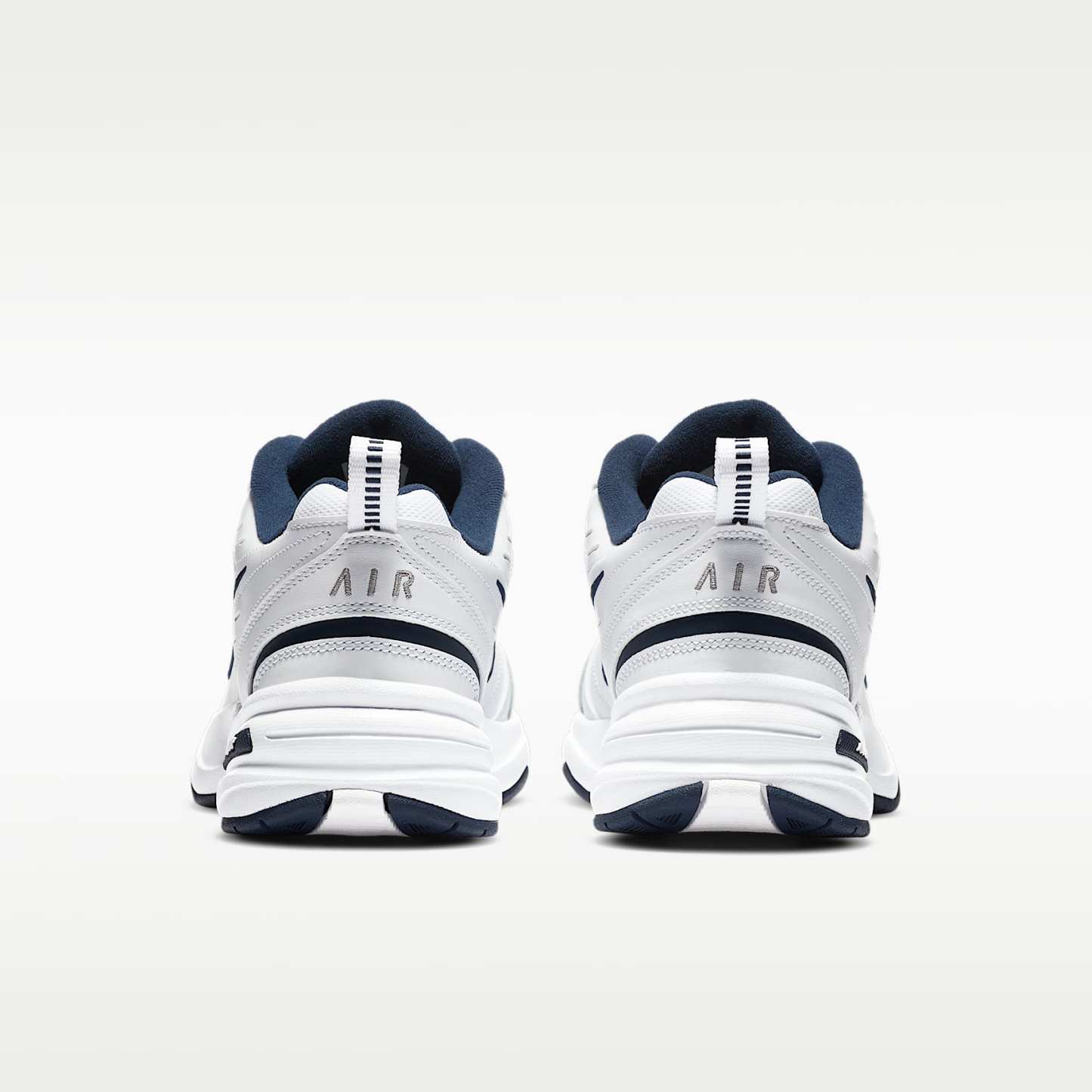 Nike Air Monarch IV Workout-Schuh für Herren – Weiß/Metallic Silver