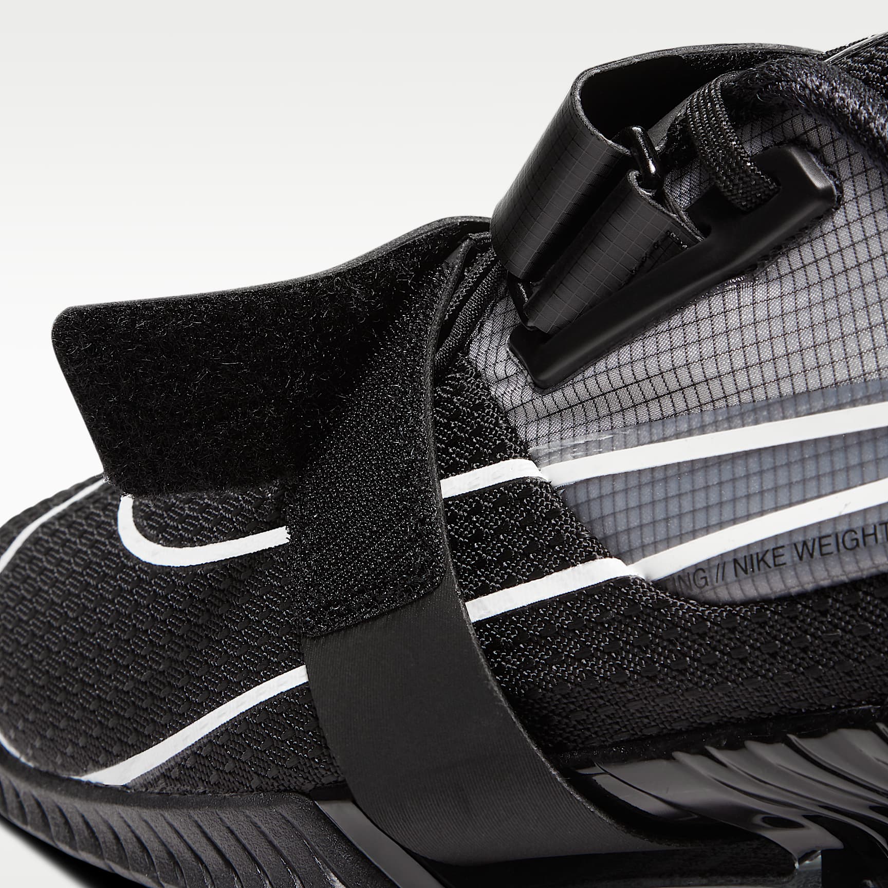 Nike Romaleos 4 Schuhe fürs Gewichtheben – Schwarz/Schwarz/Weiß