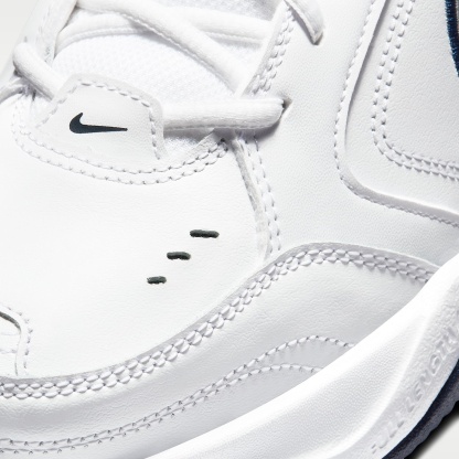 Nike Air Monarch IV Workout-Schuh für Herren – Weiß/Metallic Silver