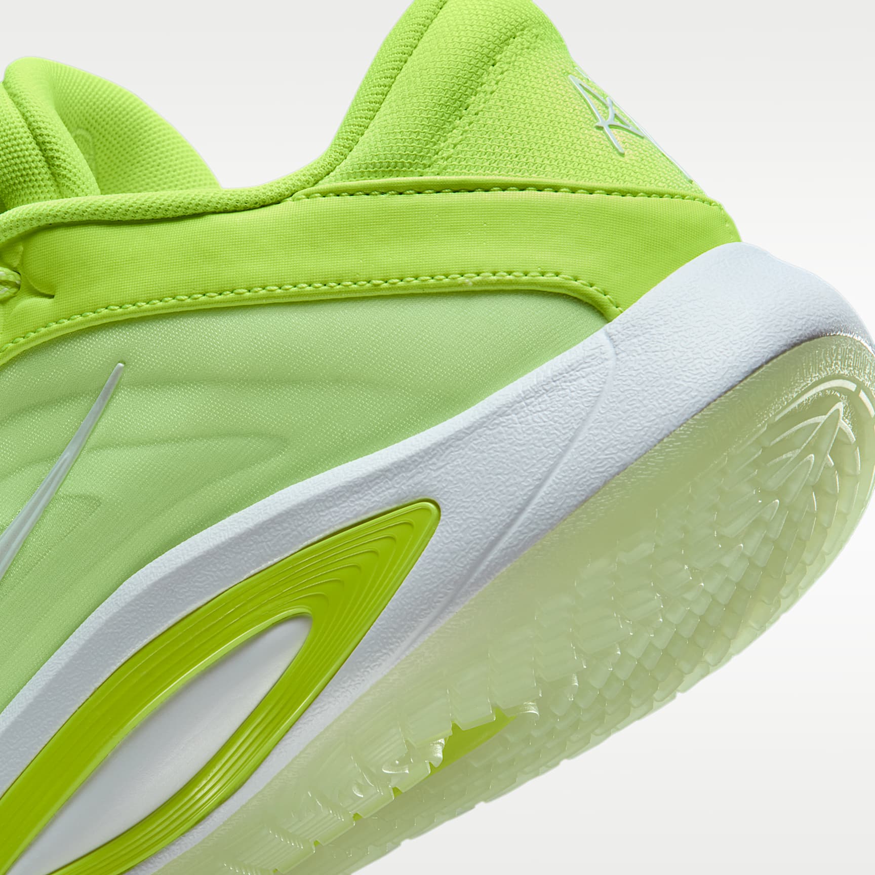 A'One "Lem and Lime" A'ja Wilson Basketballschuh – Volt/Barely Volt/Weiß