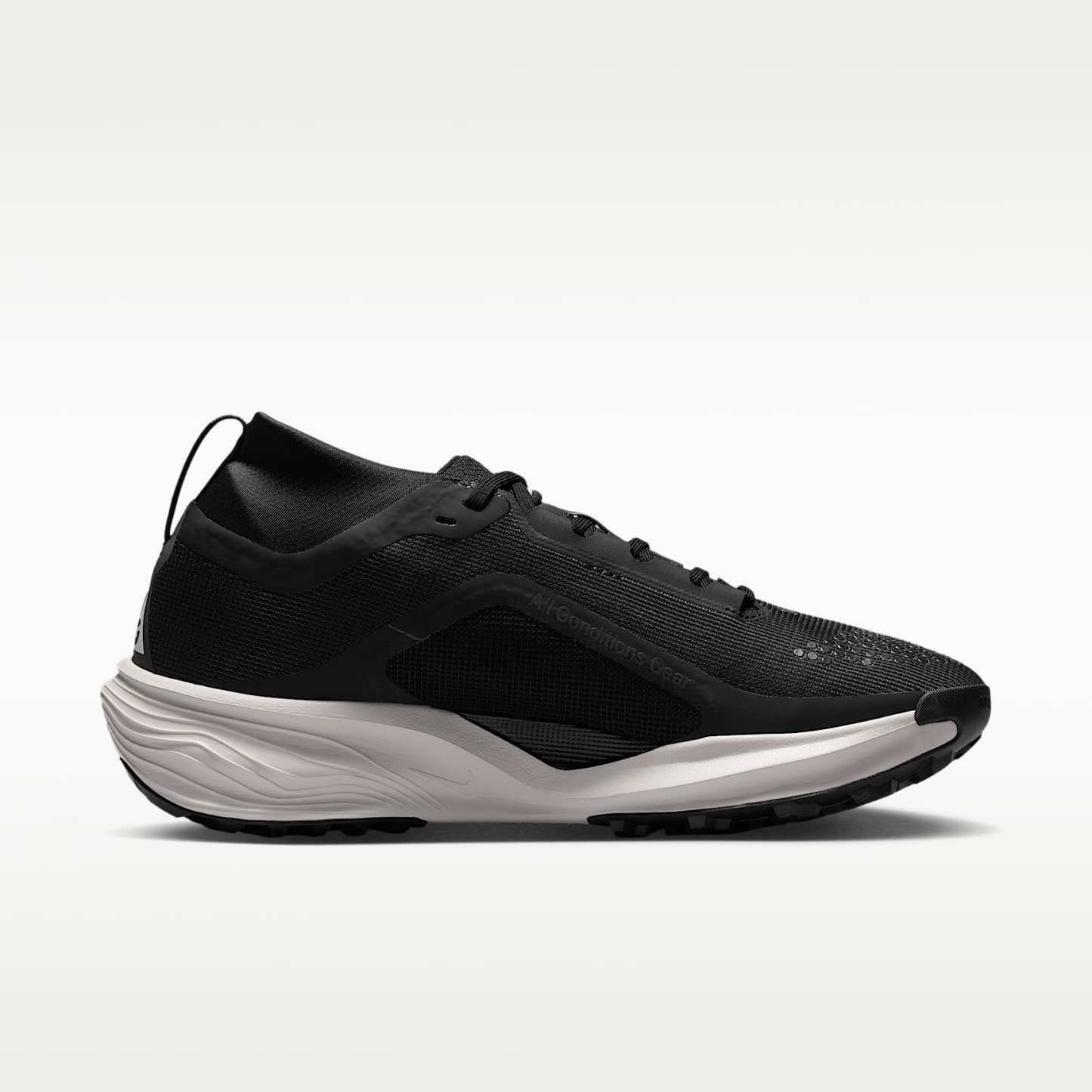 ACG Pegasus Trail GORE-TEX wasserfester Traillaufschuh (Damen) – Schwarz/Light Orewood Brown/Anthracite/Summit White