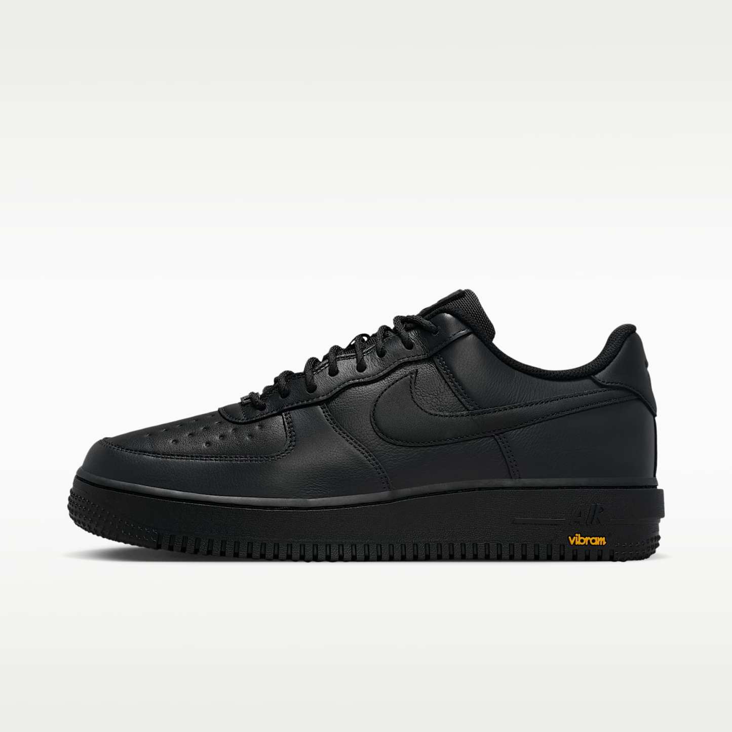 Air Force 1 GORE-TEX Vibram Schuh (Herren) – Off Noir/Speed Yellow/Schwarz