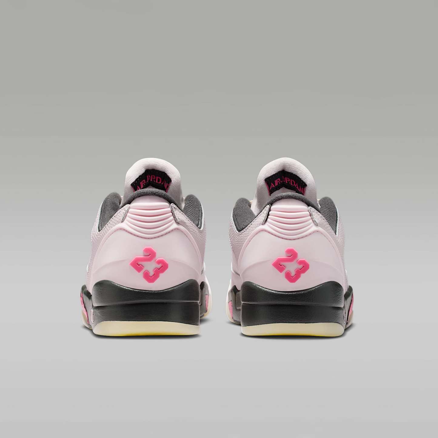 Jordan Sixty Plus Low Damenschuh – Pearl Pink/Anthracite/Muslin/Pinksicle