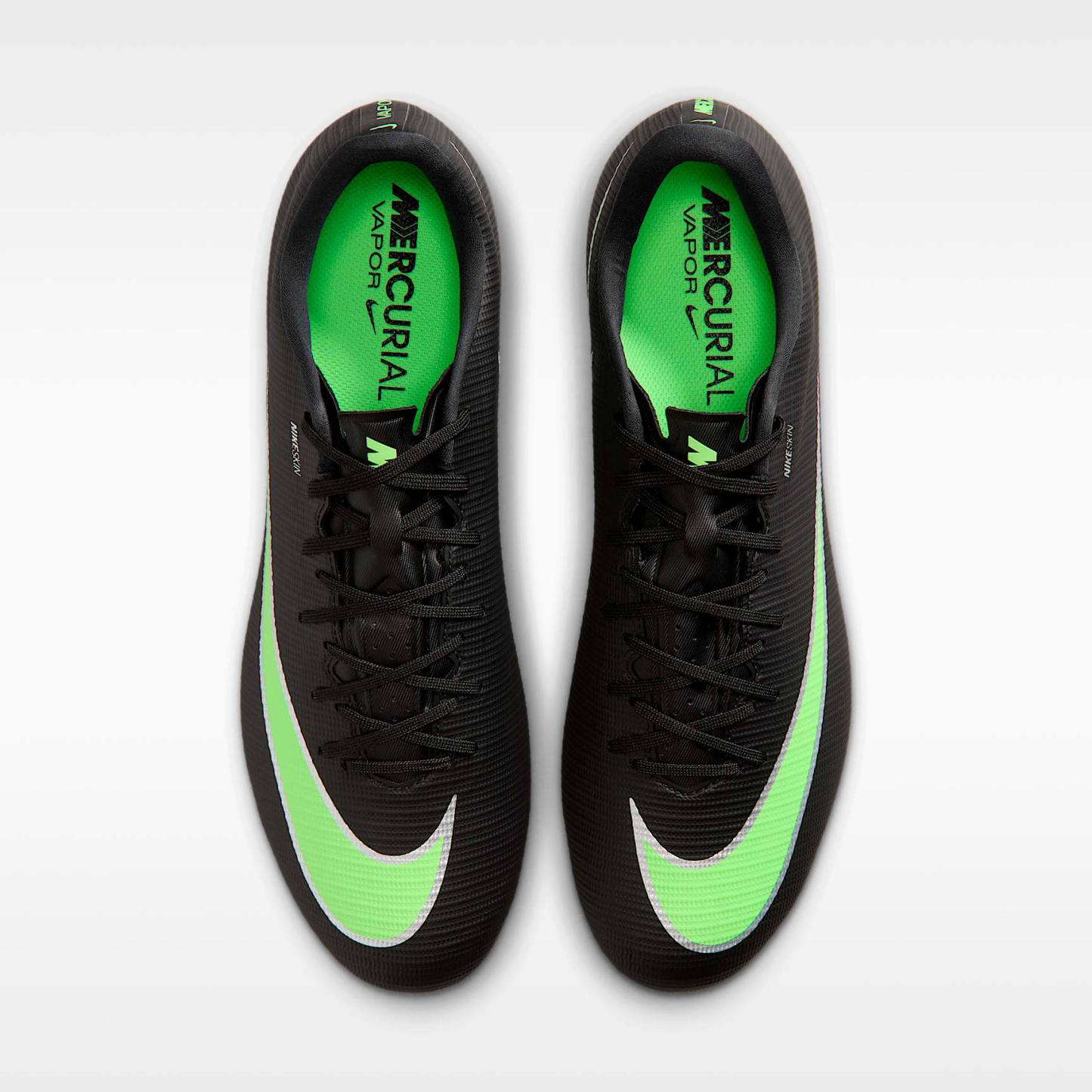 Nike Mercurial Vapor 17 Academy Low-Top-Fußballschuh für weichen Rasen – Schwarz/Schwarz/Illusion Green