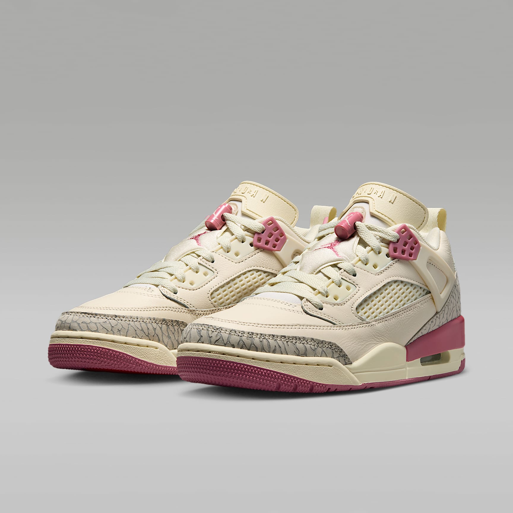 Jordan Spizike Low Schuh (Damen) – Pale Ivory/Track Red/Coconut Milk/Desert Berry