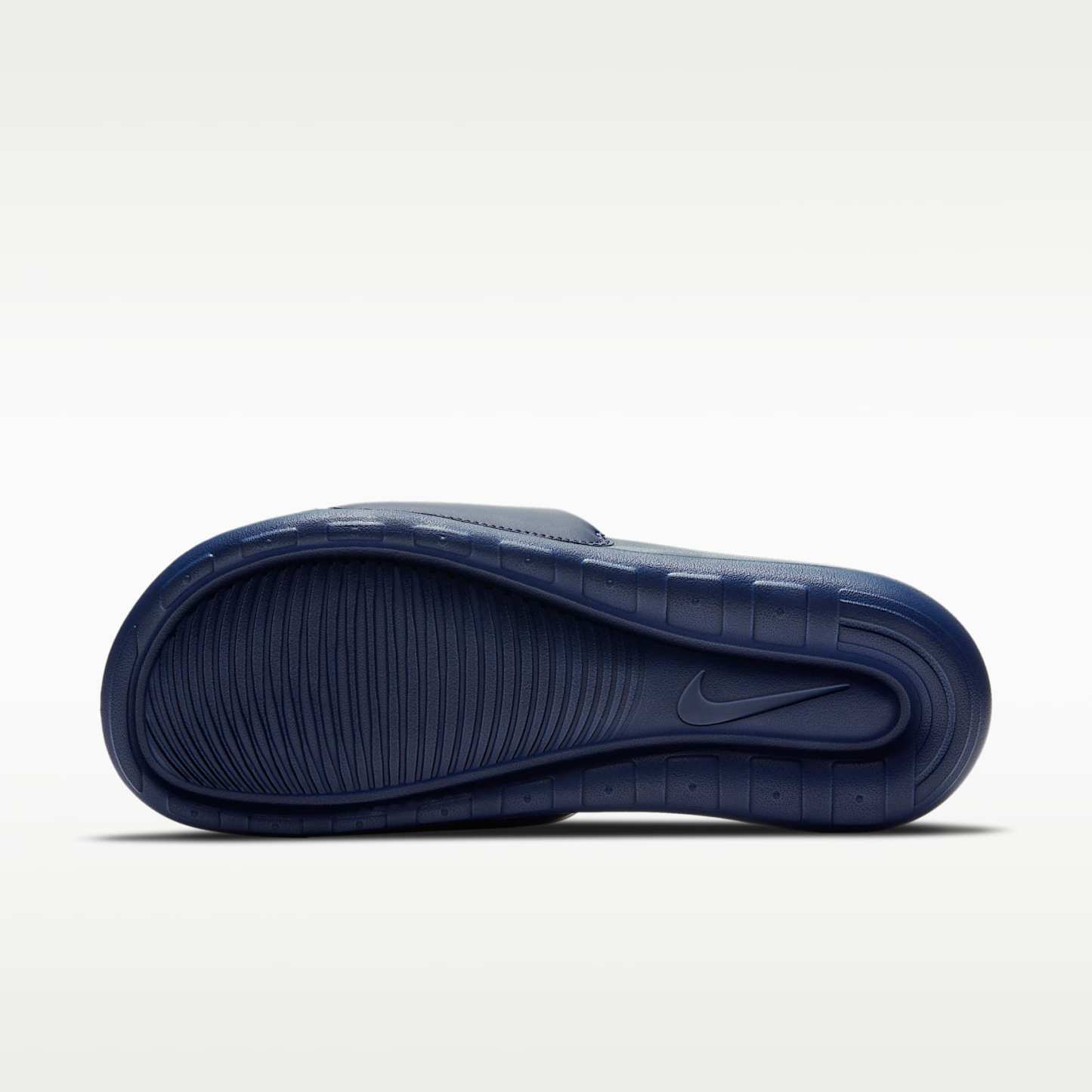 Nike Victori One Slides (Herren) – Midnight Navy/Midnight Navy/Weiß