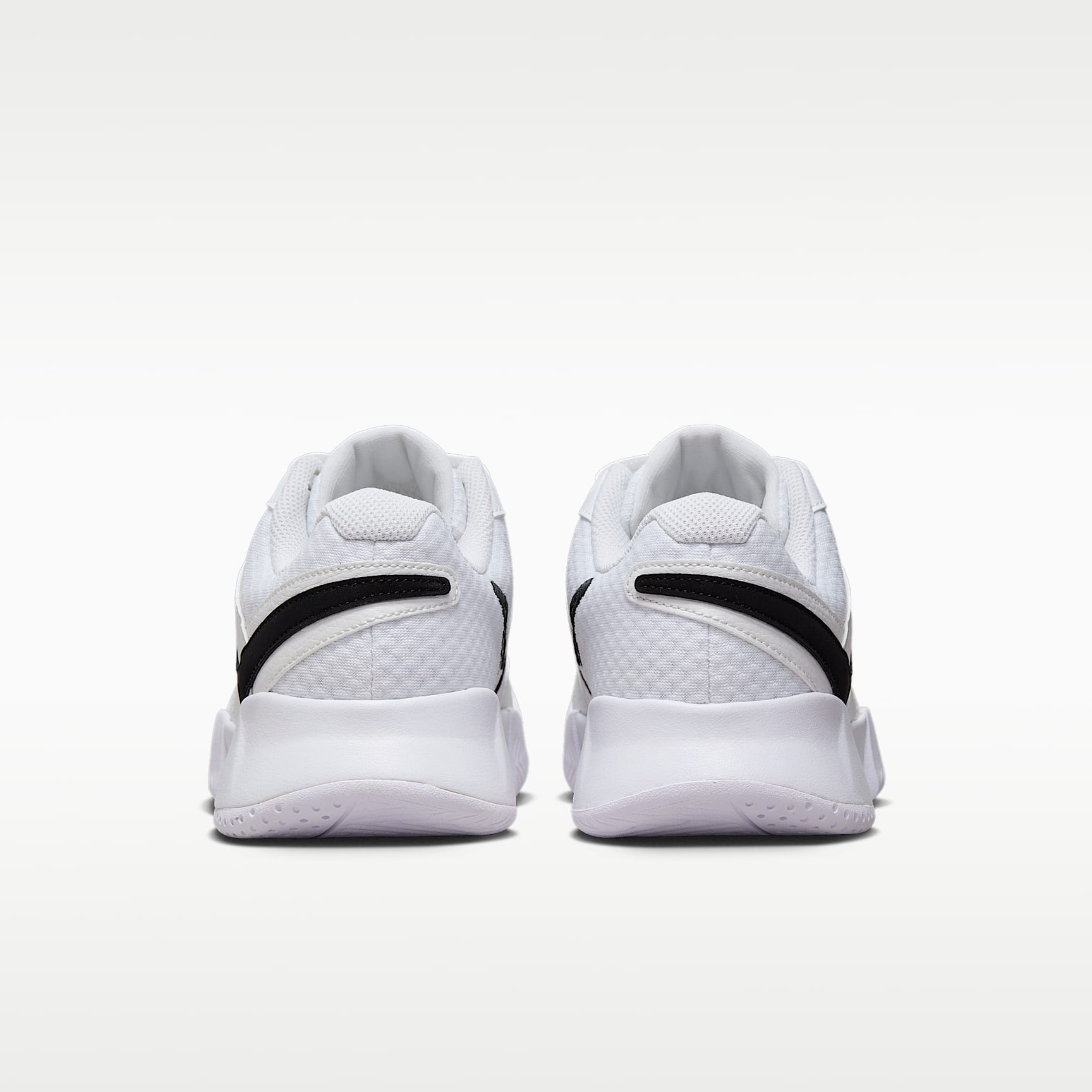 NikeCourt Lite 4 Tennisschuh für Hartplätze (Damen) – Weiß/Summit White/Schwarz