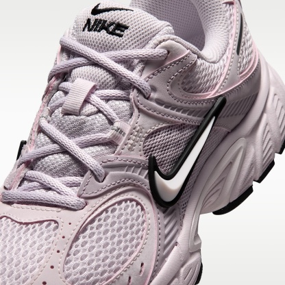 Nike V5 RNR Schuh (Damen) – Bleached Lilac/Iced Lilac/Pearl Pink/Bleached Lilac