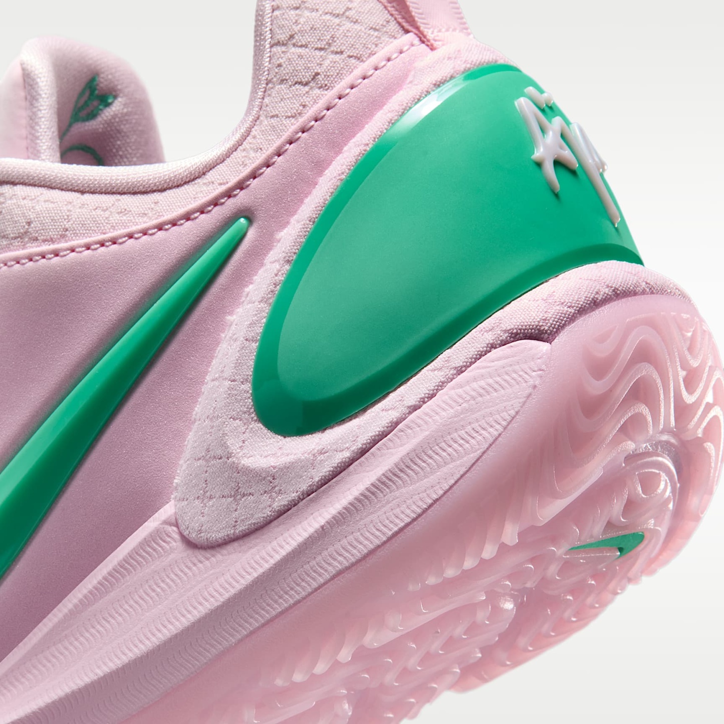 A'Two "Pinkies Up" A'ja Wilson Basketballschuh – Pink Foam/Light Menta