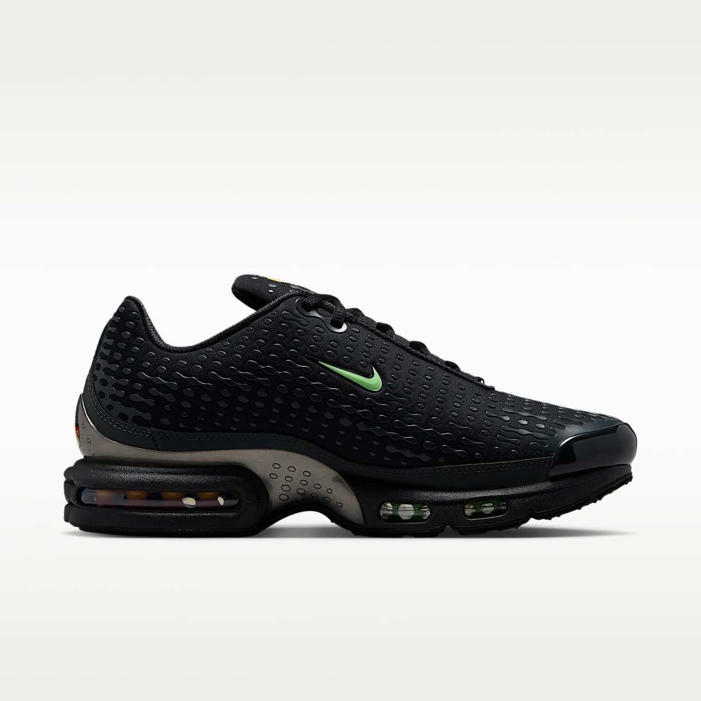 Nike Air Max Plus VII Schuh (Herren) – Schwarz/Dark Smoke Grey/Metallic Pewter/Illusion Green