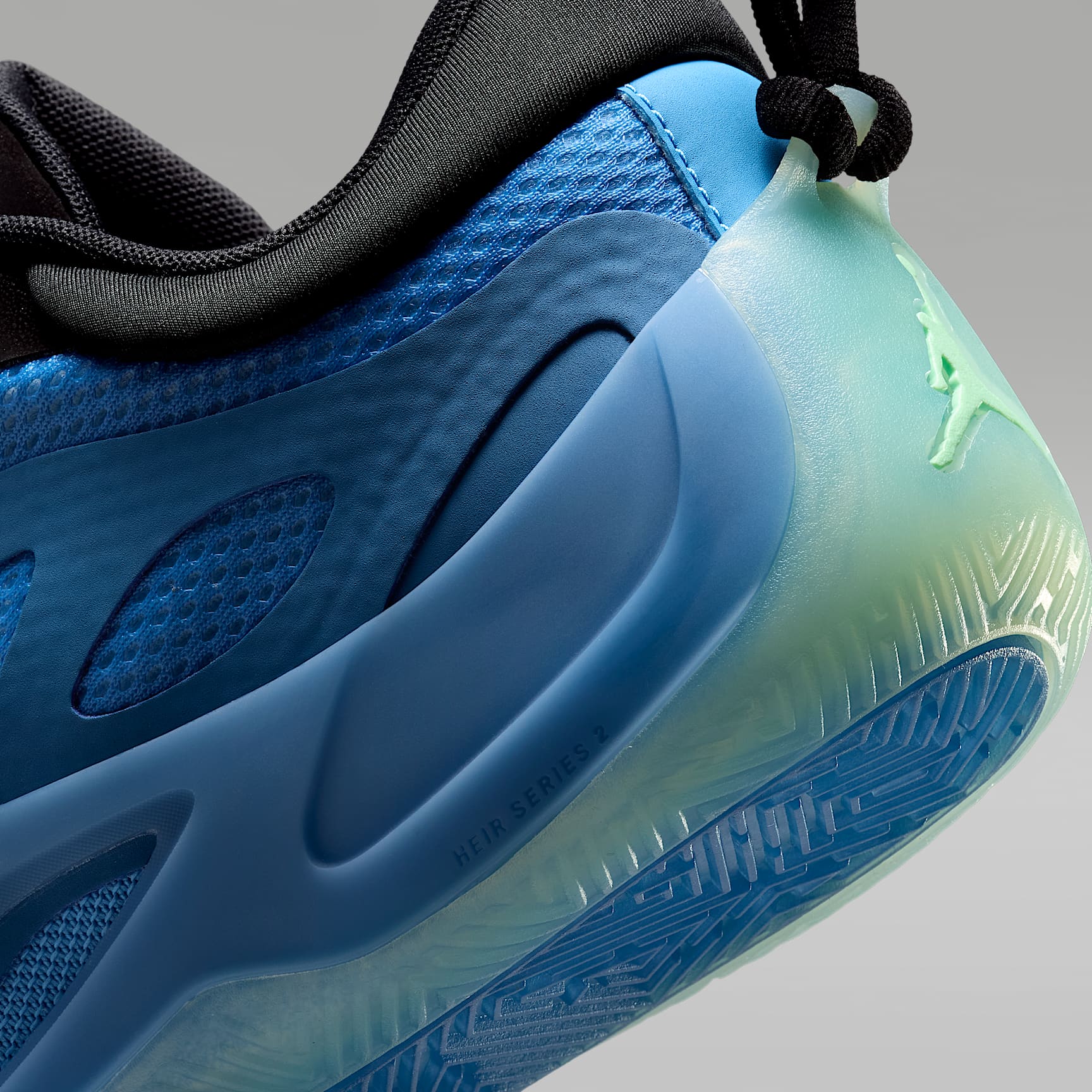 Jordan Heir Series 2 "Queen Phee" Basketballschuh – True Blue/Baltic Blue/Volt Tint/Schwarz