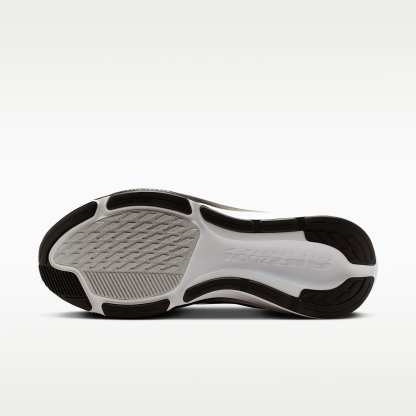 Nike Pegasus 42 Straßenlaufschuh (Herren) – Schwarz/Photon Dust/Weiß