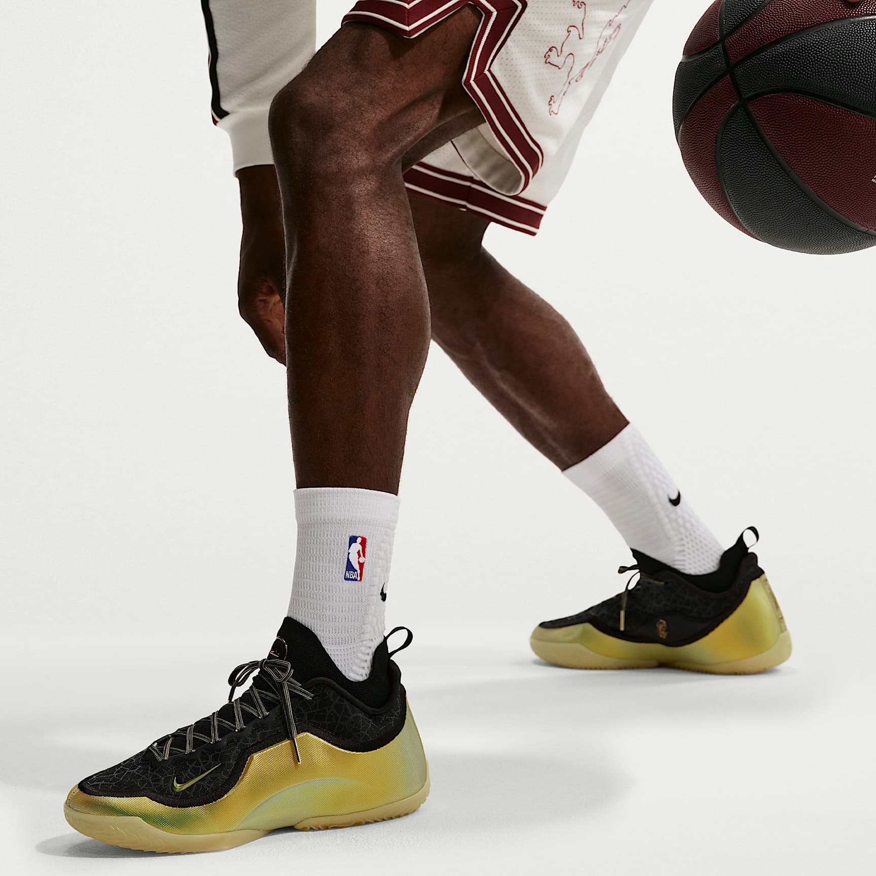 LeBron XXIII Elite "Hurt Feelings" Basketballschuh – Schwarz/Stadium Green/College Grey/Soft Yellow