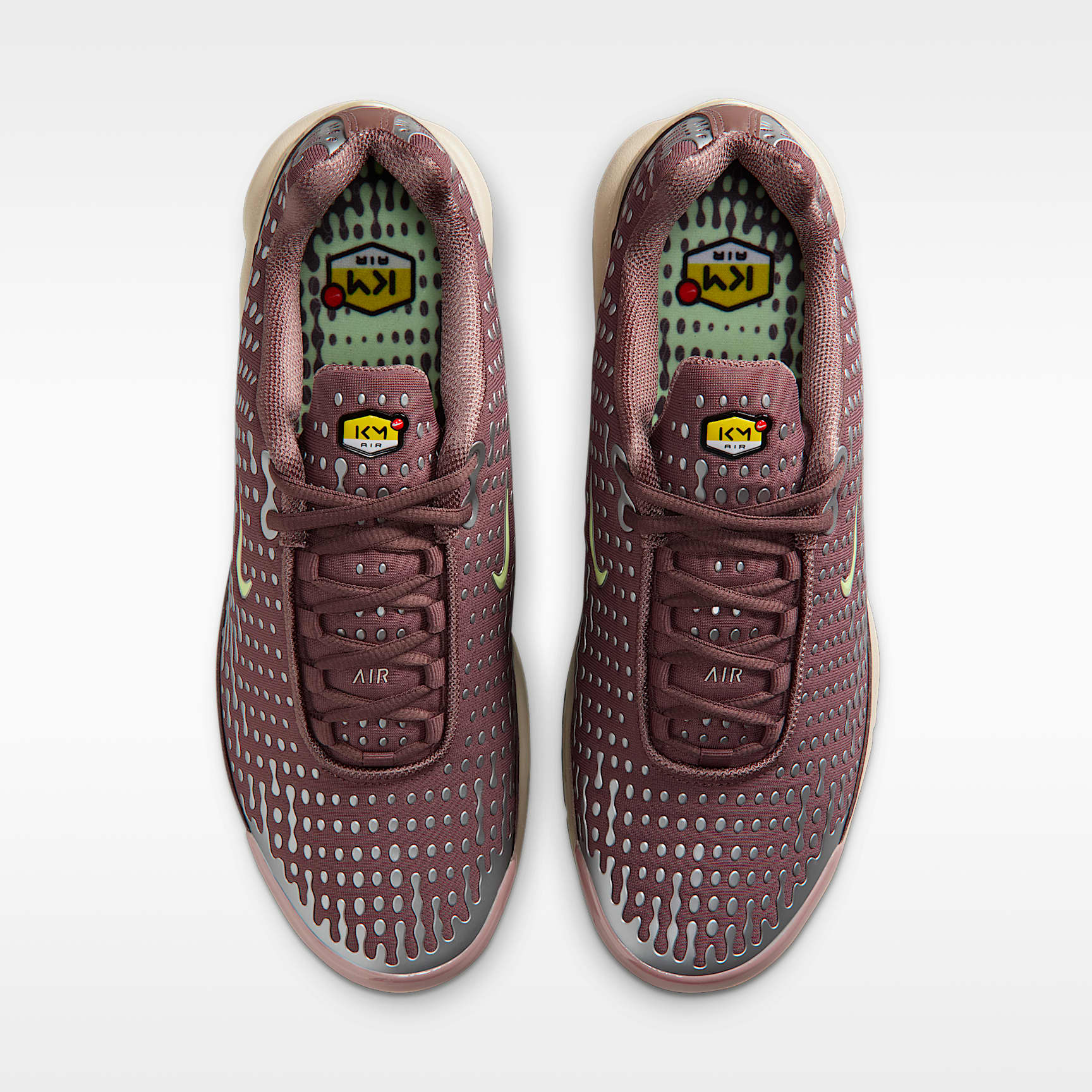 Nike Air Max Plus VII Schuh (Herren) – Plum Eclipse/Metallic Gold Grain/Schwarz/Barely Volt