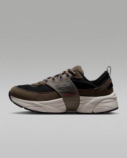 Jordan Trunner O/S Schuhe (Herren) – Palomino/Schwarz/Phantom/University Red