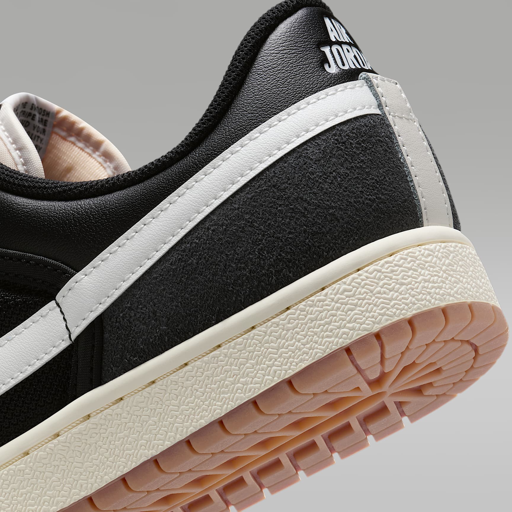 Air Jordan Skyline Low Herrenschuh – Schwarz/Anthracite/Gum Medium Brown/Summit White