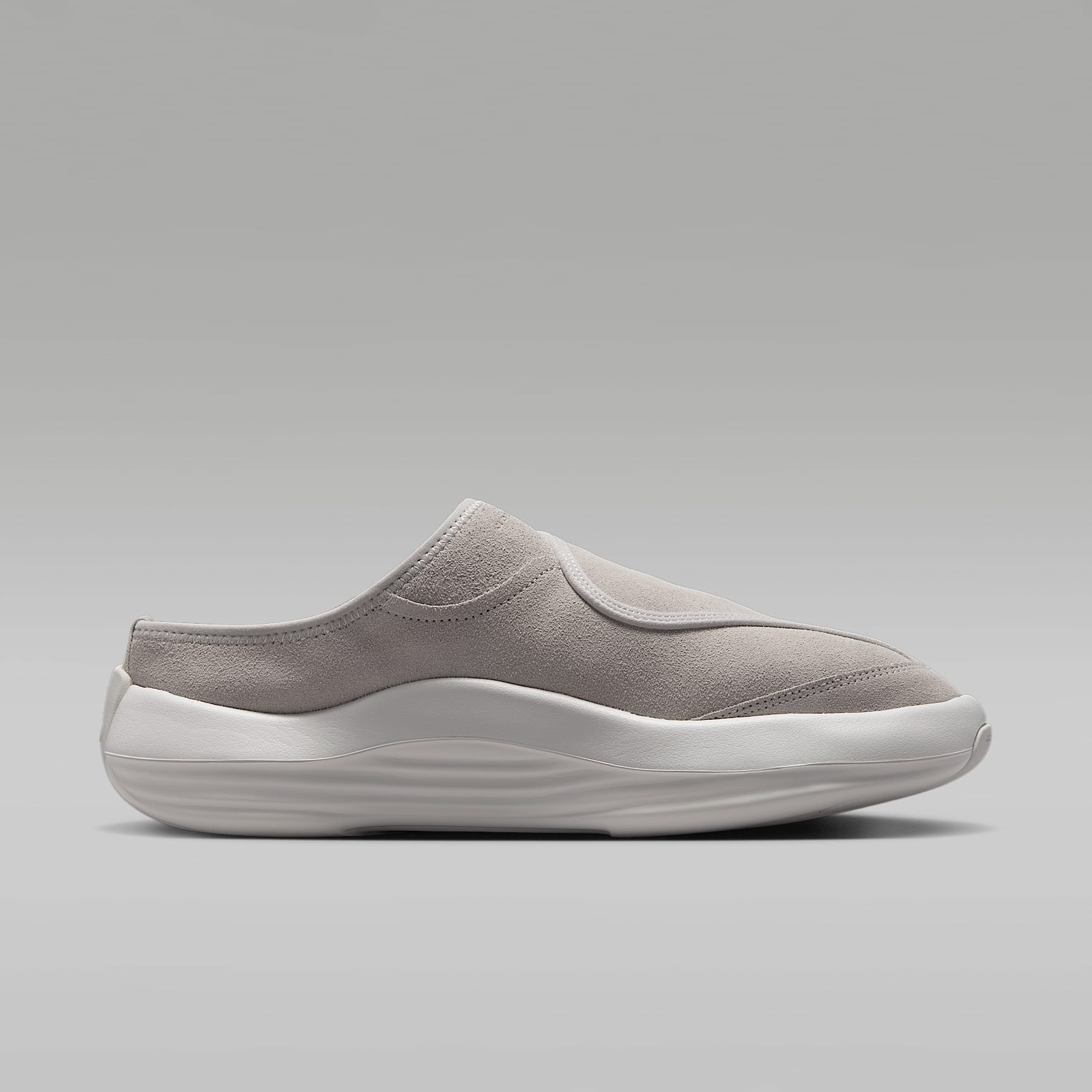 Jordan Future Mules (Herren) – Light Iron Ore/Swan/Legend Medium Brown