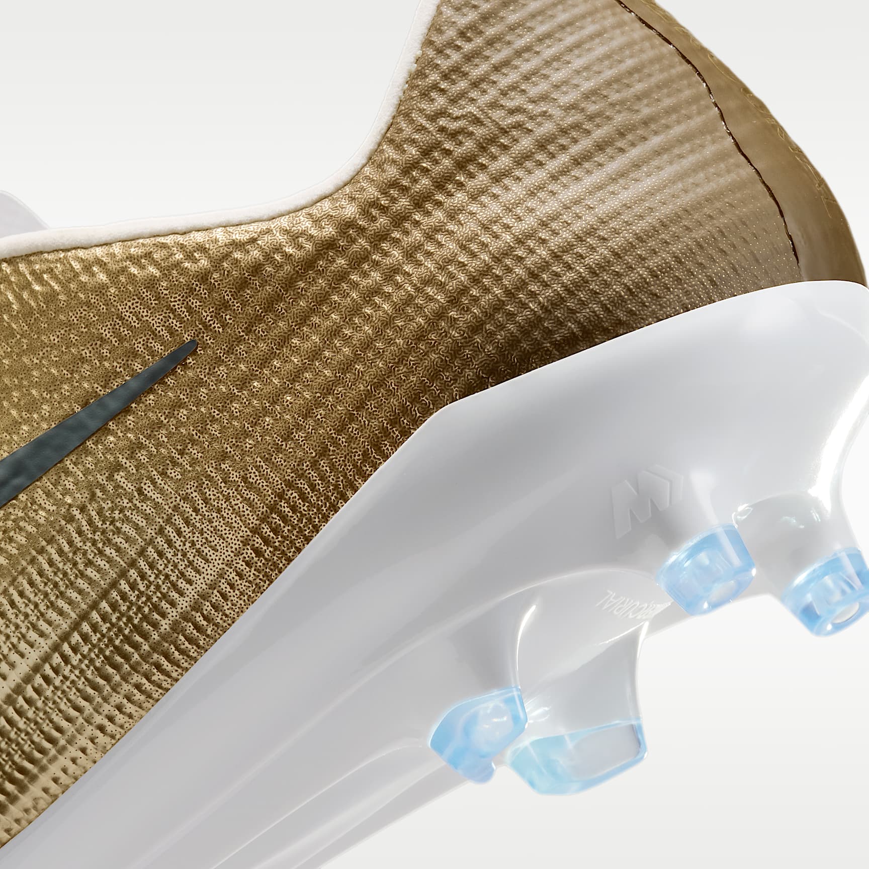 Nike Mercurial Superfly 11 Pro „Kylian Mbappé“ Low-Top-Fußballschuh für Kunstrasen – Metallic Gold/Green Glow