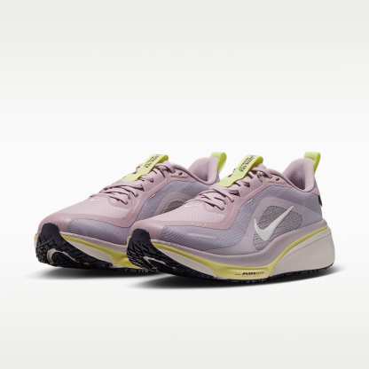 Nike Pegasus 42 GORE-TEX wasserdichter Straßenlaufschuh (Damen) – Particle Rose/Silver Lilac/Fennel/Sail