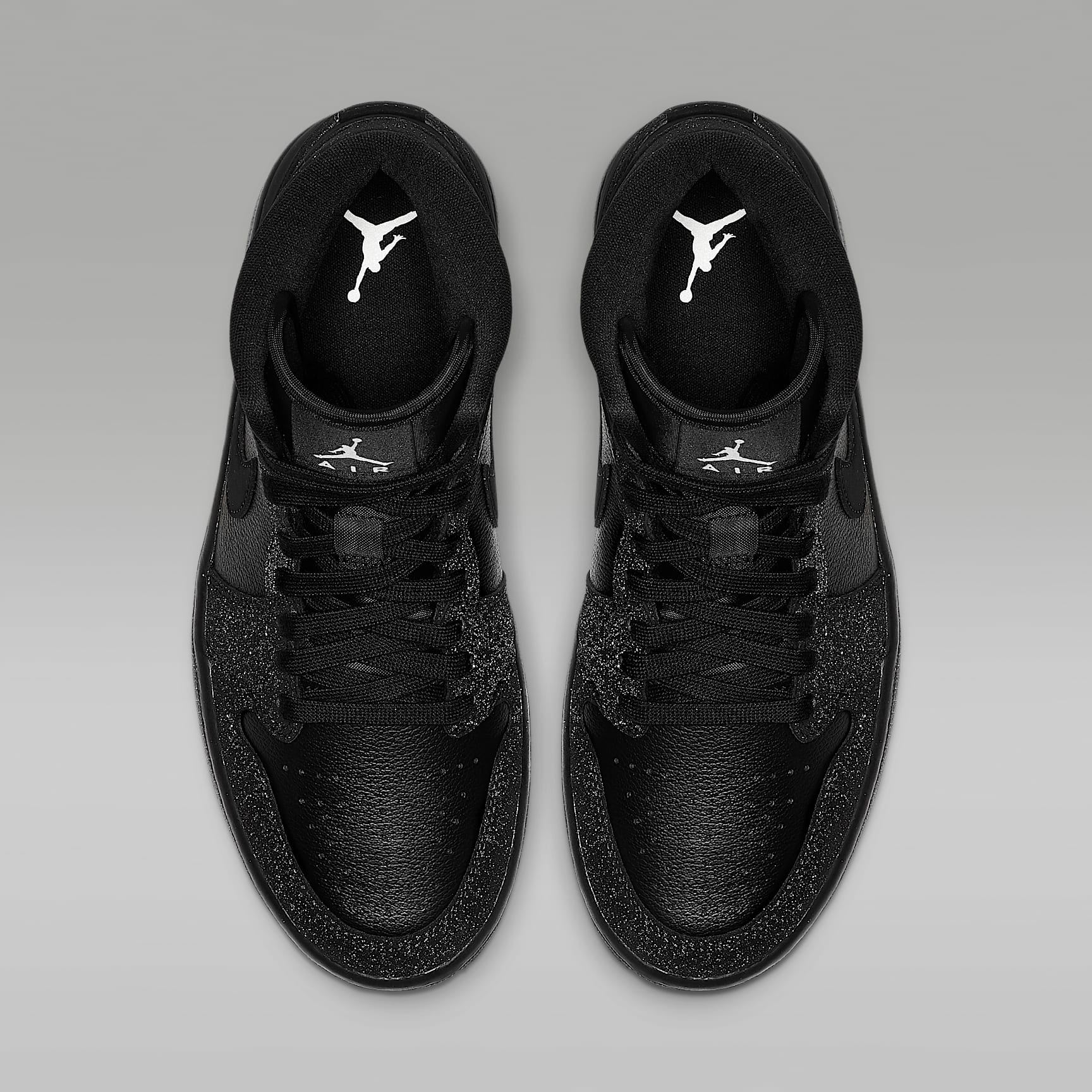 Air Jordan 1 Mid Schuh (Damen) – Schwarz/Weiß/Phantom