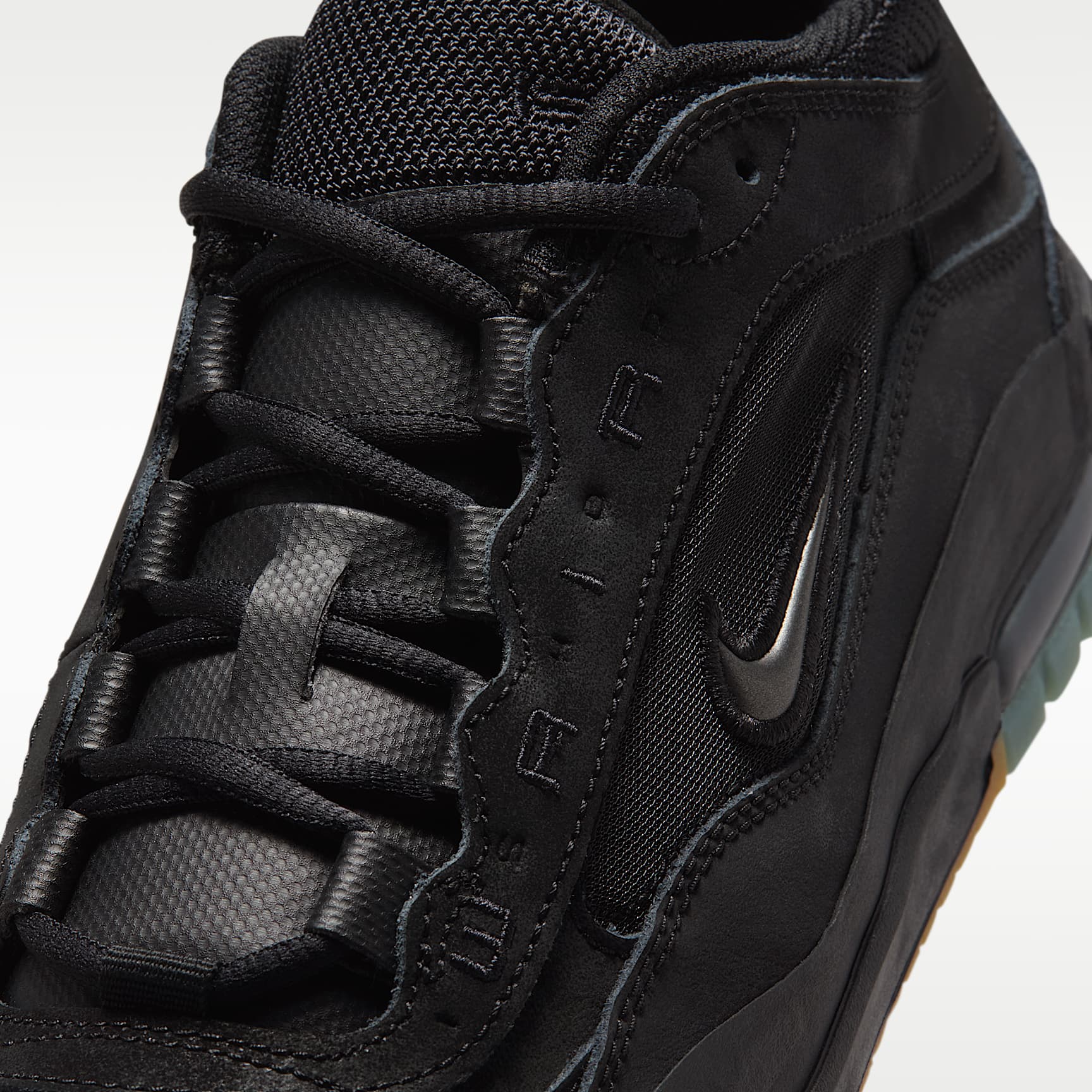 Nike Air Max Ishod Skateboardschuh – Schwarz/Schwarz/Schwarz/Schwarz