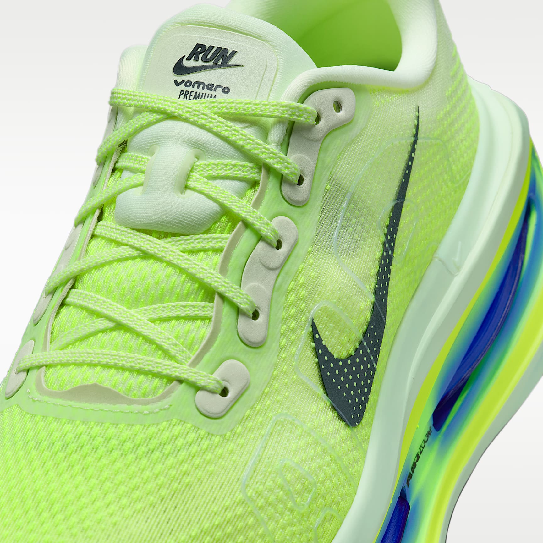 Nike Vomero Premium Straßenlaufschuh (Herren) – Volt Tint/Sapphire/Volt/Black Spruce