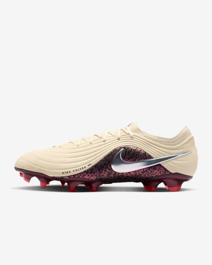 Nike United Tiempo Maestro Elite Low-Top-Fußballschuh für normalen Rasen – Fossil/Burgundy Crush/Metallic Silver