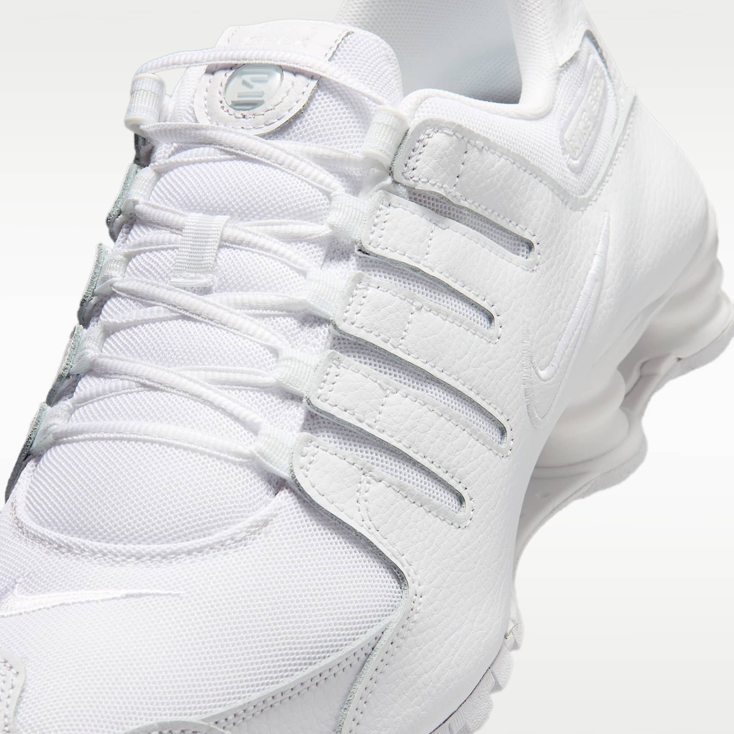 Nike Shox NZ Schuhe (Herren) – Weiß/Weiß/Weiß