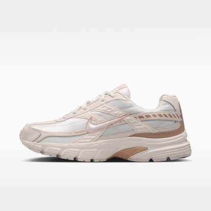 Nike Initiator Damenschuh – Phantom/Shimmer/Chalk