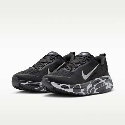 Nike Vomero 18 Straßenlaufschuh (Herren) – Anthracite/Cannon/Metallic Silver/Reflect Silver