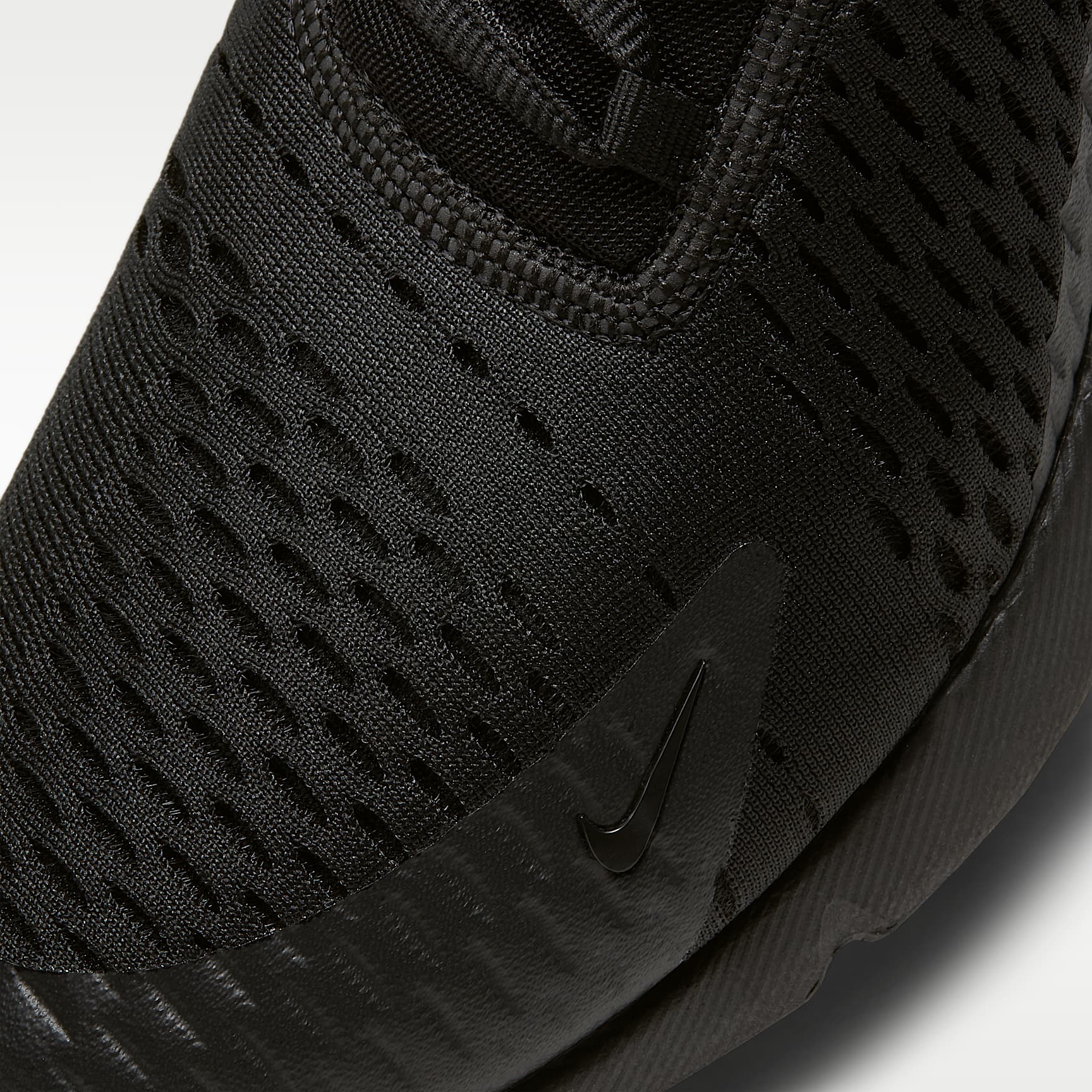 Nike Air Max 270 Herrenschuh – Schwarz/Schwarz/Schwarz