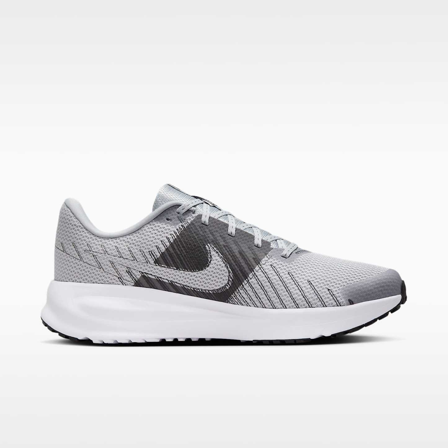 Nike Run Defy Straßenlaufschuh (Herren) – Wolf Grey/Weiß/Iron Grey/Schwarz
