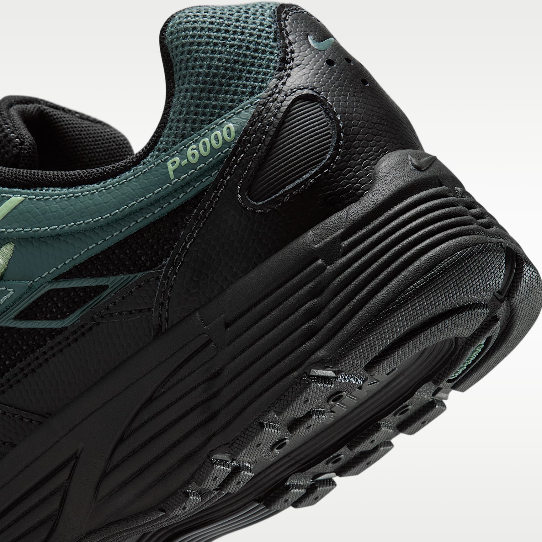 Nike P-6000 Schuh (Herren) – Schwarz/Mineral Slate/Steam/Schwarz