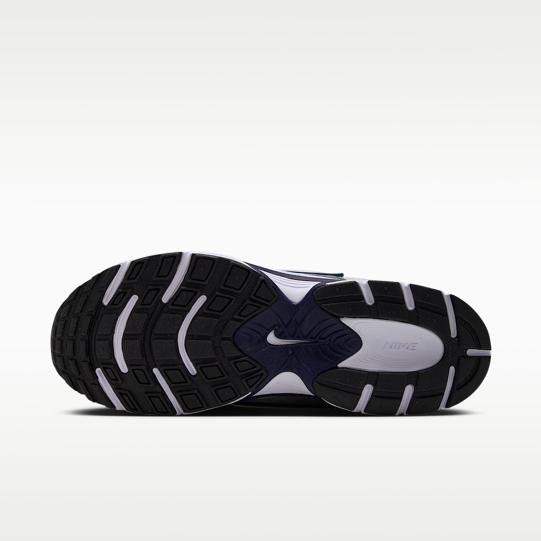 Nike V5 RNR Schuh (Herren) – Smoke Grey/Wolf Grey/Midnight Navy/Metallic Silver