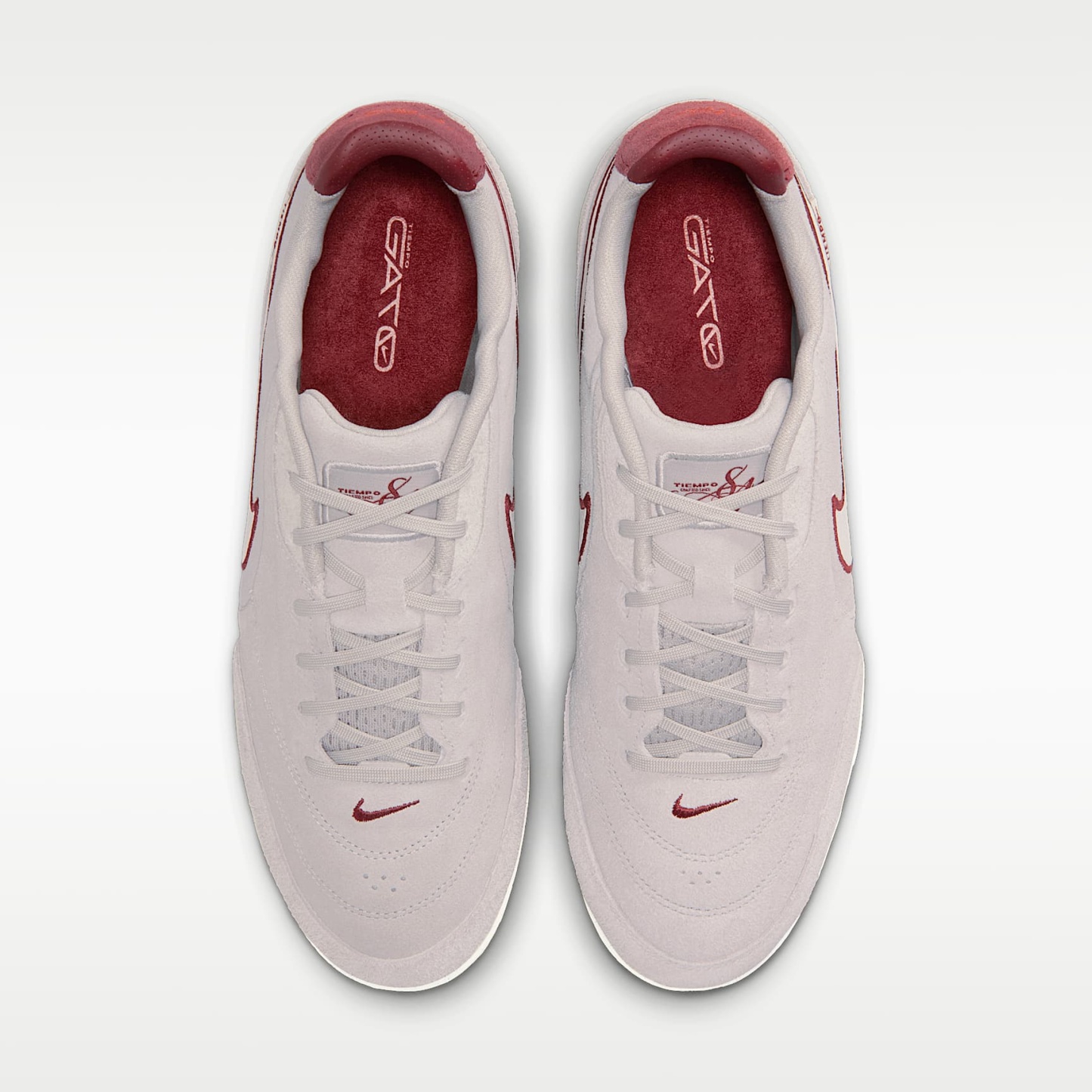 Nike Tiempo Streetgato PRM Low-Top-Fußballschuh für Hallen- und Hartplätze – Moon Particle/Team Red/Chalk